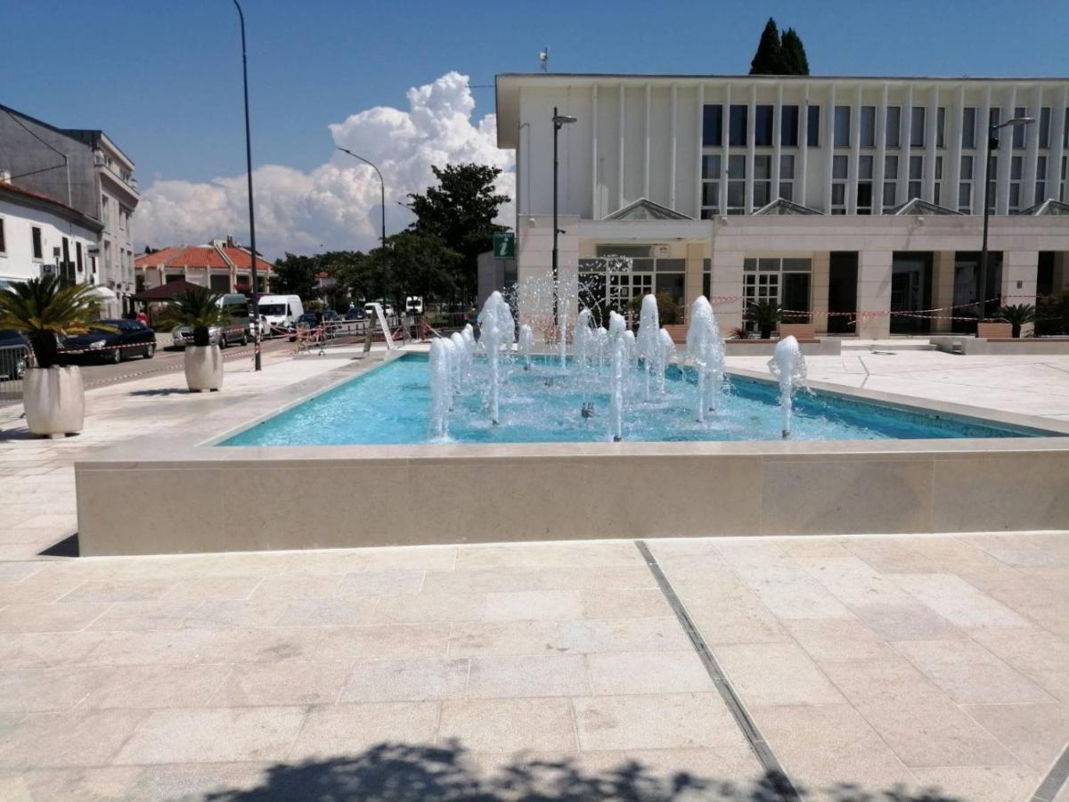 City Center Apartment Umag Ngoại thất bức ảnh